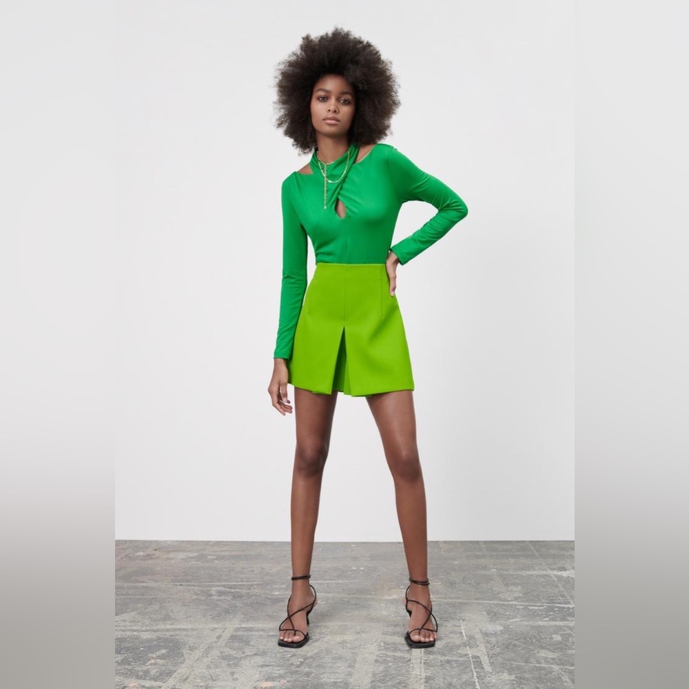 Nwot Zara Mixed Soft Skirt - Green size medium